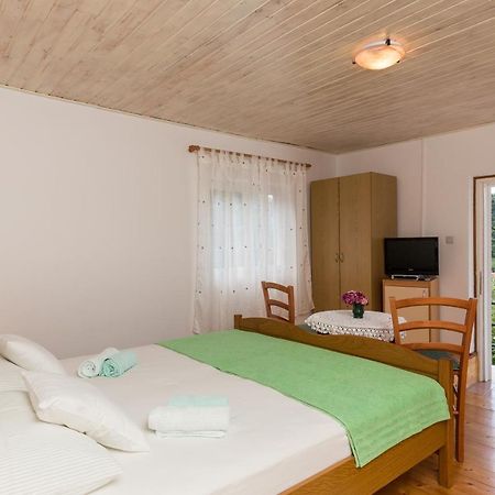 Apartments Miskovic Donje Celo 객실 사진