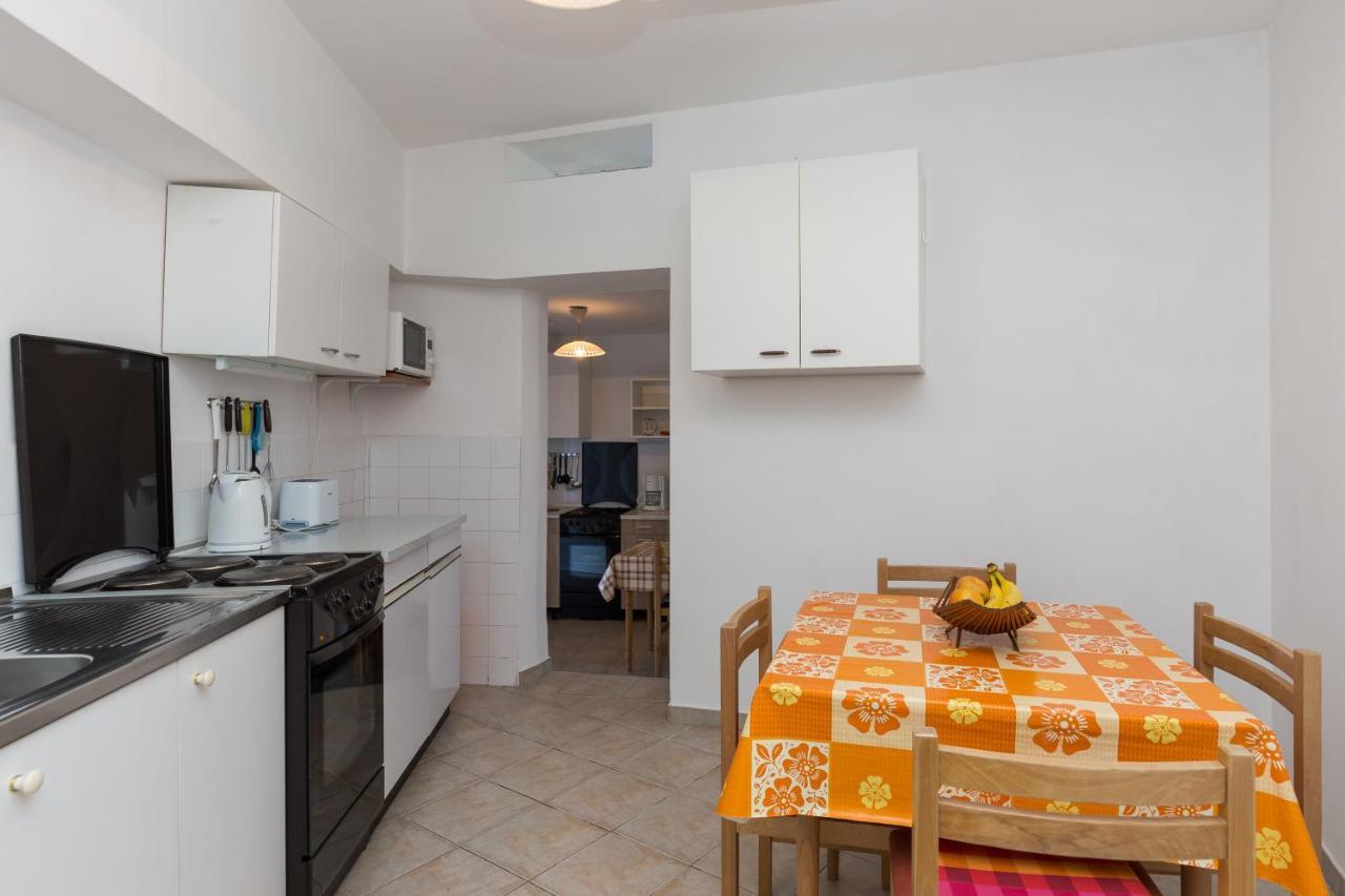 Apartments Miskovic Donje Celo 객실 사진