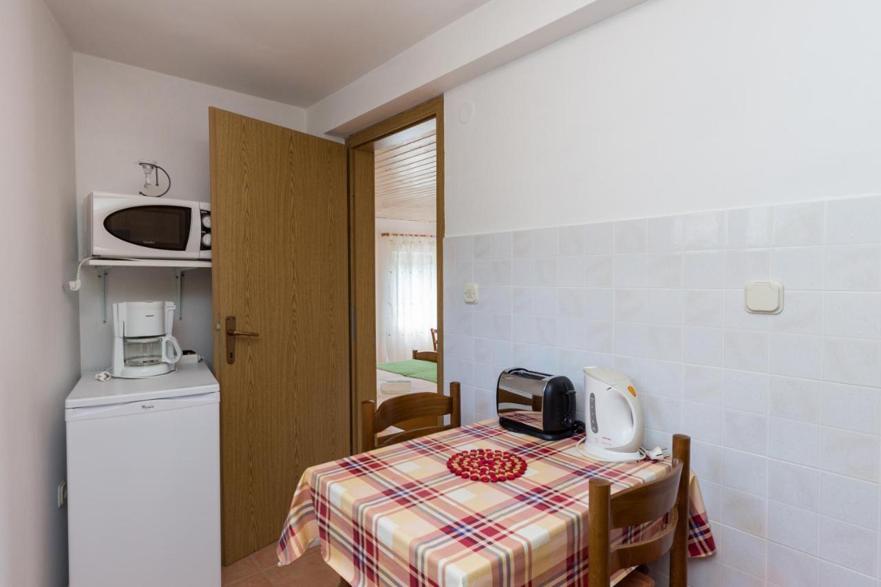 Apartments Miskovic Donje Celo 객실 사진