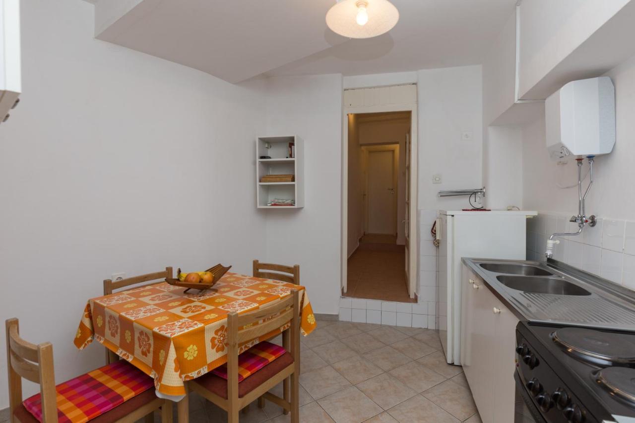 Apartments Miskovic Donje Celo 객실 사진