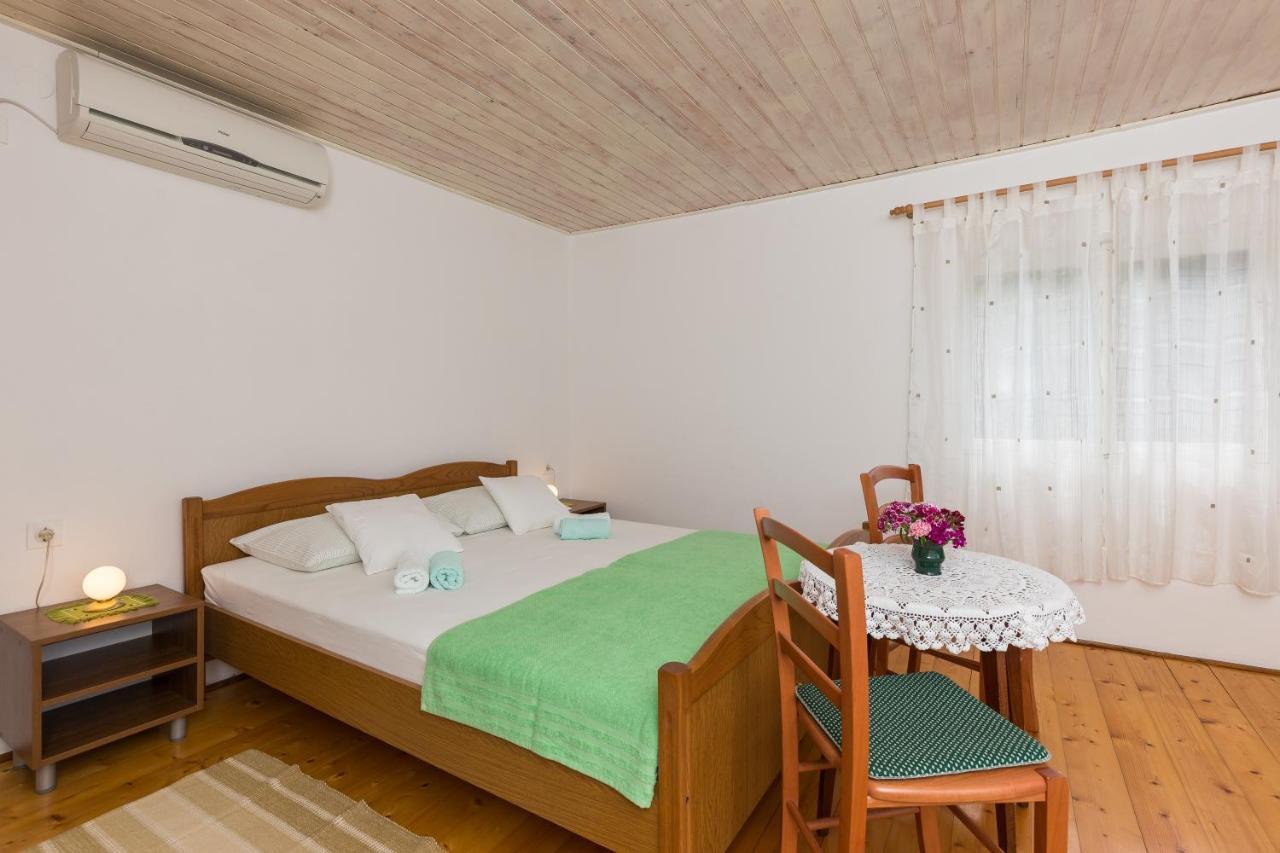 Apartments Miskovic Donje Celo 객실 사진